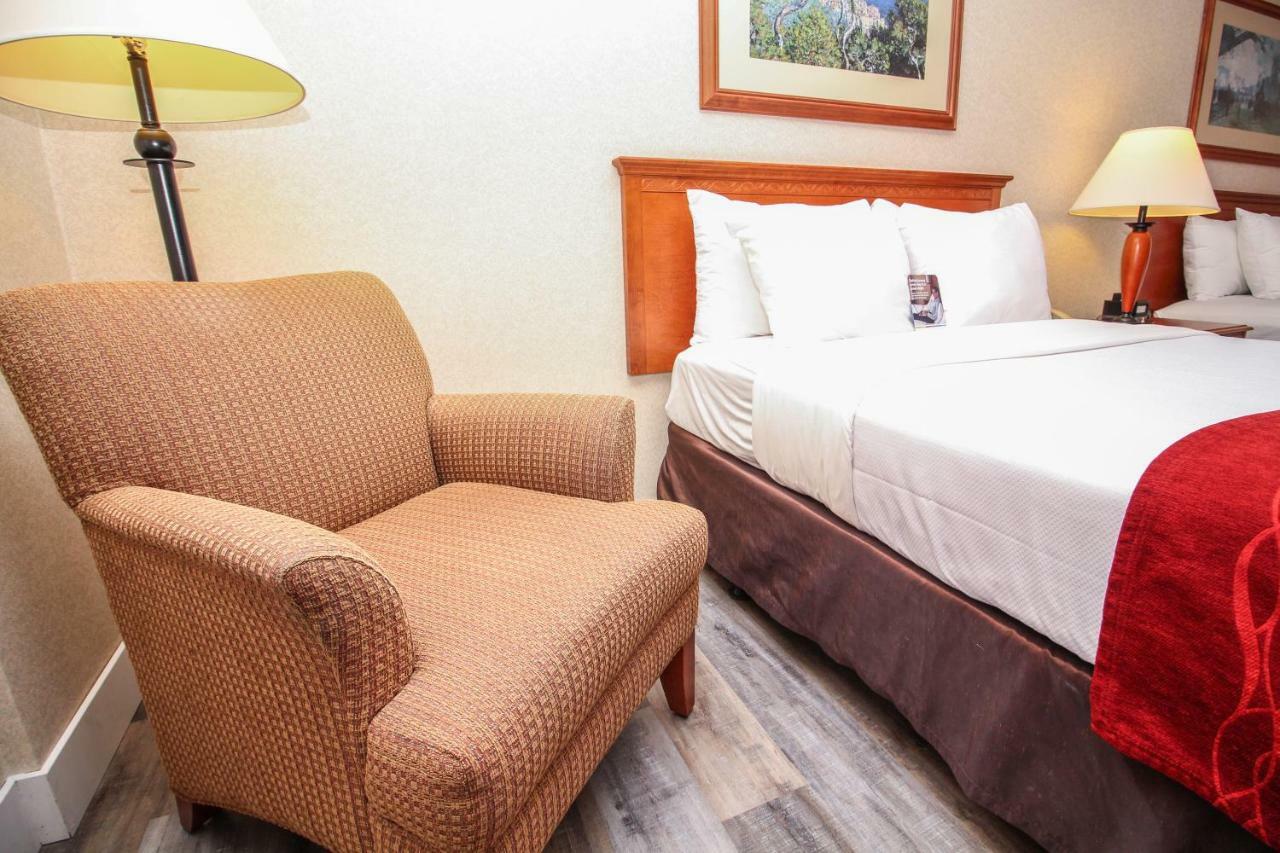 Comfort Inn & Suites ビクトリア エクステリア 写真