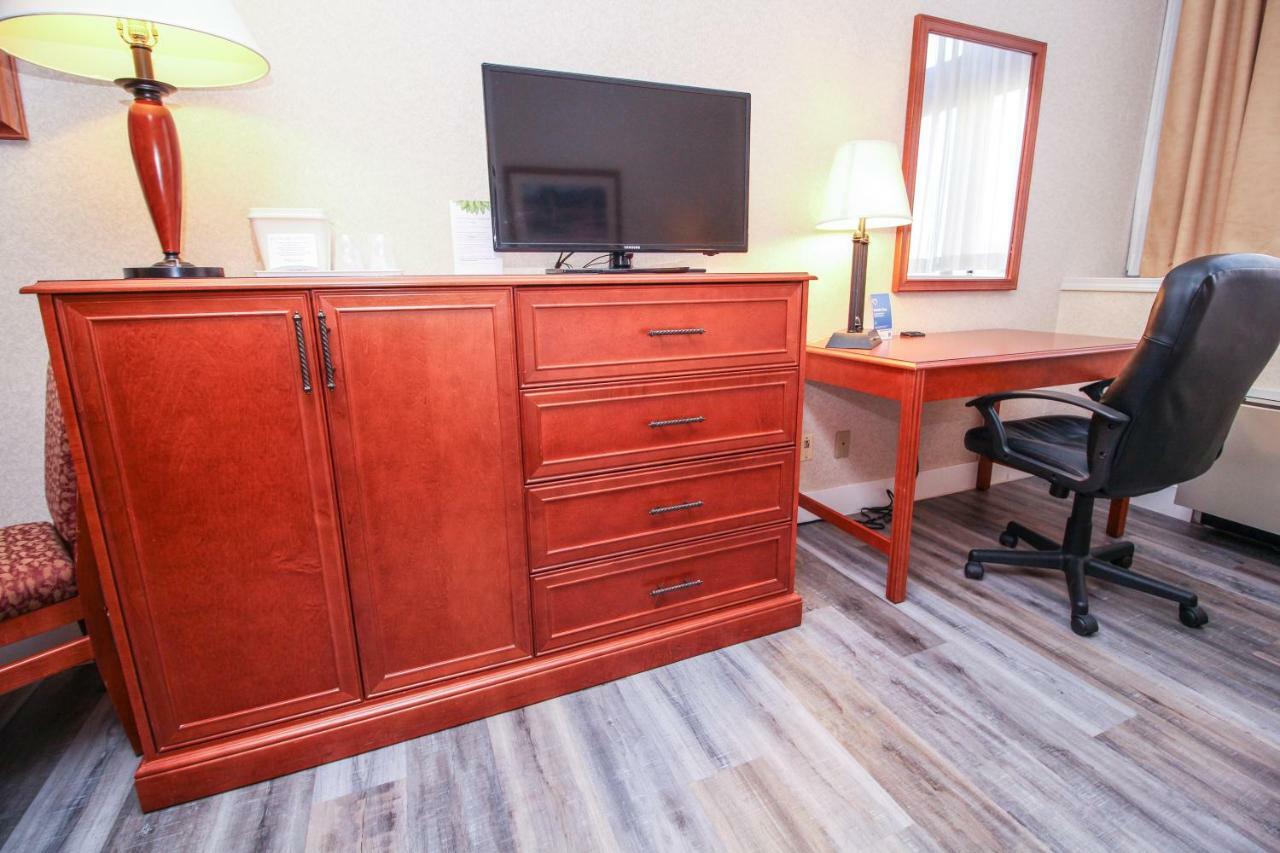 Comfort Inn & Suites ビクトリア エクステリア 写真